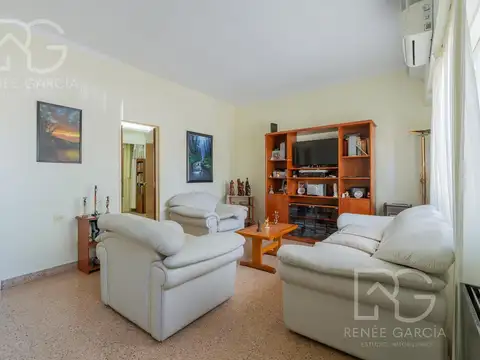 Casa en Venta en Villa Lynch, USD 147.000