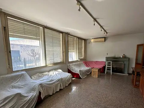 Casa en Venta en Parque Avellaneda, USD 340.000