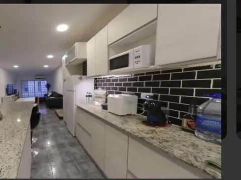 Casa en Venta en Banfield, USD 190.000