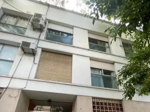 Zapiola 1000, Piso 0