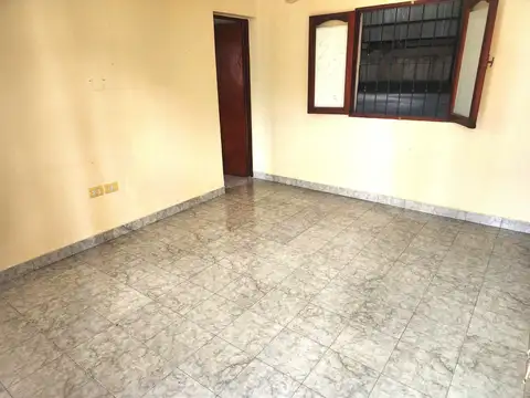 Galpón impecable. Muy buena ubicación y contexto.