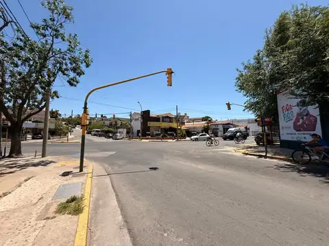 Terreno en Alquiler 36  mts Fondo