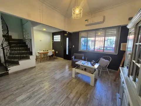 CASA 5 AMB VENTA FLORESTA  TERRAZA APTO CREDITO