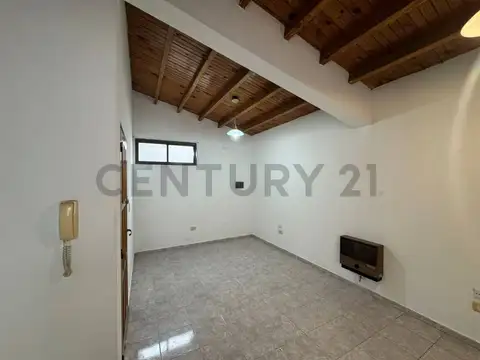Departamento en Alquiler en Barrio Unimev, $ 510.000