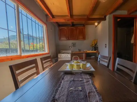 Casa 5 ambientes con 3 baños