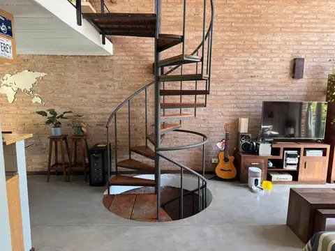 Casa 4 ambientes con 1 baño