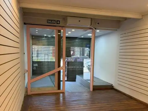 Alquiler de Local pleno centro de Caseros, Tres de Febrero