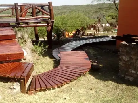 COMPLEJO DE CABAÑAS 2HAS CORDOBA