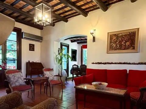 VENTA CASA 5 AMBIENTES VILLA DE MAYO (CUBA)