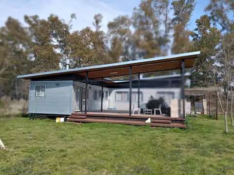 La Reja 2 Casas con piscina s/ lote 1600 m2  Ideal 2 flias