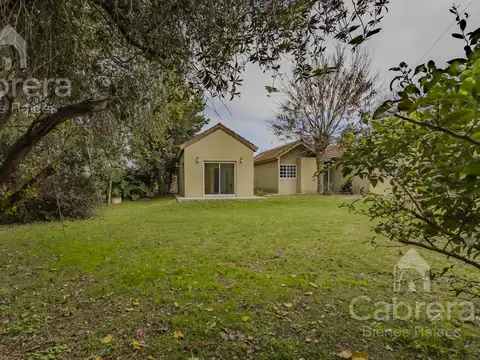 Casa 6 ambientes con 3 baños