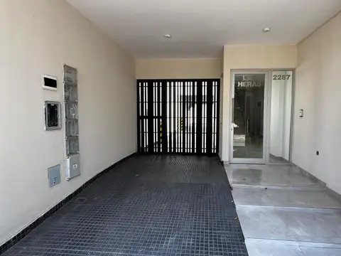 Las Heras 2200, Piso 1