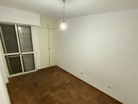 OPORTUNIDAD EN BARRIO MARTIN - ALEM Y 9 DE JULIO - PB 3 DORMITORIOS CON PATIO