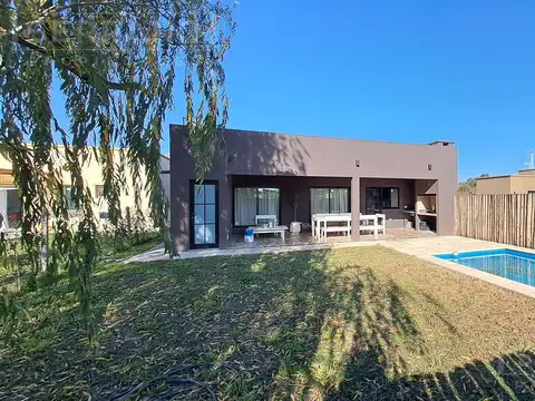 Venta. Casa 4 amb. Equipada. Apta Crédito. Las Marias. Capilla del Señor