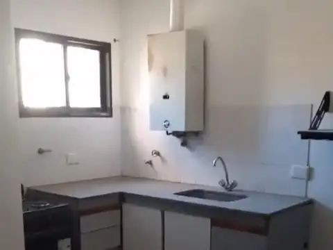 A 2 cuadras de Plaza Colón - Dto 1 Dorm - Con Balcón