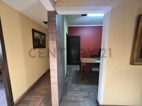 Av. General Paz 4to piso 100, Piso 4