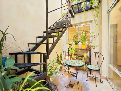 Depto Tipo Casa en Venta de 4 ambientes