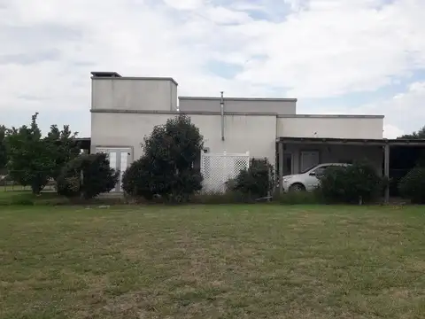 Excelente Casa En Venta En Santa Guadalupe