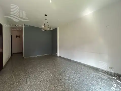Casa en Venta en Villa Adelina, USD 140.000