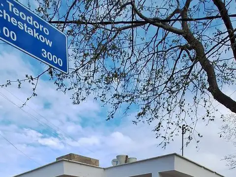 Venta CASA ESQUINA 4 dormitorios   IDEAL PROYECTO COMERCIAL