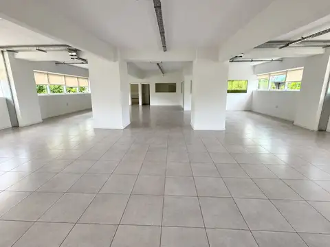 Holmberg 4000, Piso 2