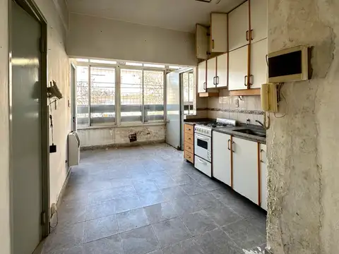 Local en Venta en Paternal, USD 900.000
