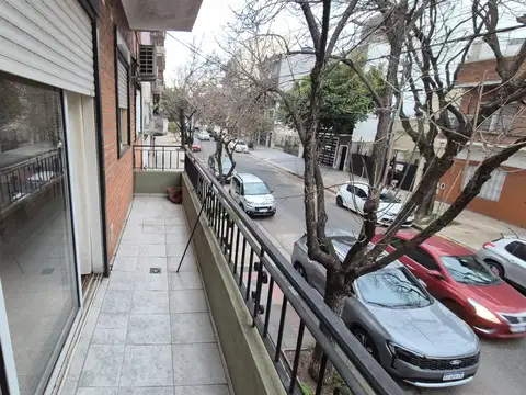 Depto Tipo Casa 4 ambientes con 1 baño