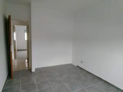 Departamento en Alquiler en Caseros, $ 750.000