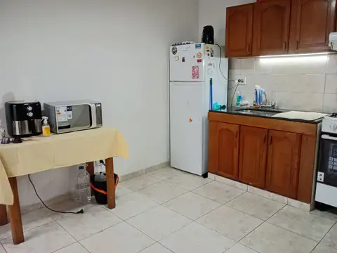 Depto Tipo Casa 3 ambientes con 1 baño