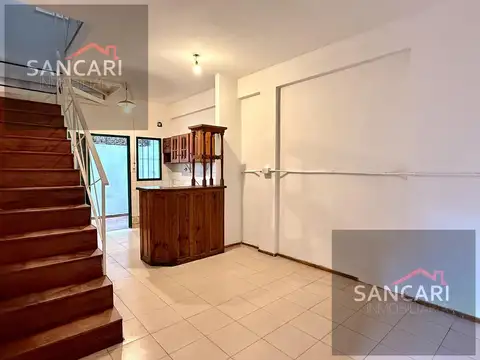 Depto Tipo Casa 2 ambientes con 1 baño