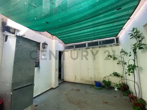 Departamento en venta de 1 dormitorio con patio. La Plata