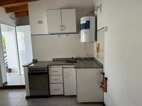 Departamento Frente Al Hospital Austral C: 11111