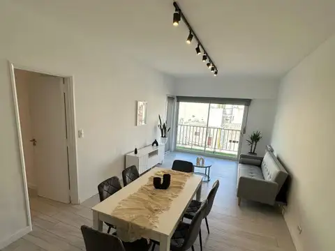 San Martín 2200, Piso 7