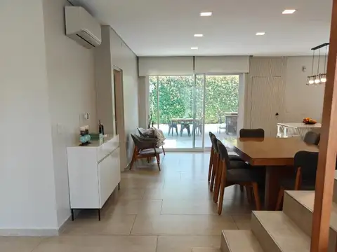 Casa en Venta en Ingeniero Adolfo Sourdeaux, USD 340.000