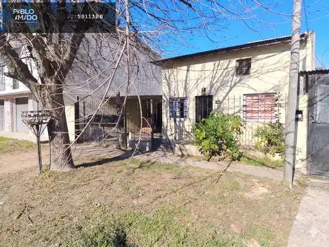Casa en Venta con 1 cochera