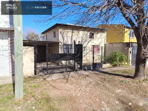 Casa 4 ambientes con 1 baño