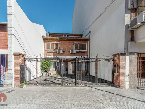 Venta Duplex 4 ambientes en Flores