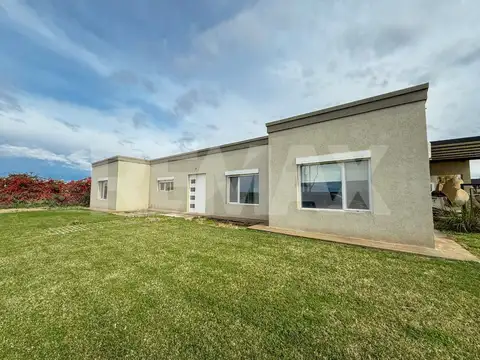 VENTA CASA BARRIO PRIVADO LA FALDA