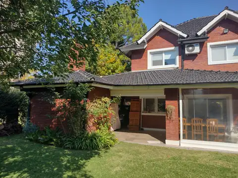 Casa en Venta en Countries y Barrios Cerrados en Pilar, USD 350.000