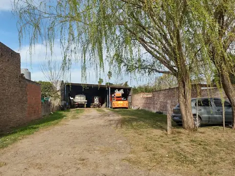 VENTA GALPÓN CON FRENTE ABIERTO