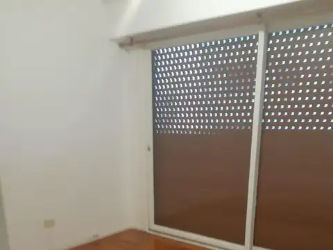 Departamento en Alquiler en Ramos Mejia, $ 400.000