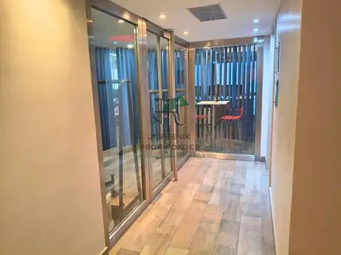 Oficina en Venta al Norte