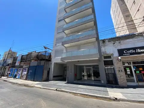 Matheu 3800, Piso 4°