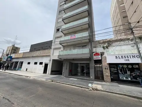 ALQUILER SAN MARTIN CENTRO MONOAMBIENTE NUEVO.