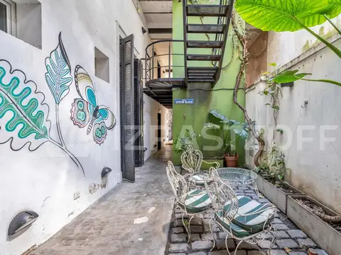Depto Tipo Casa 23 ambientes con 6 baños