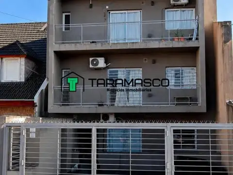 Depto Tipo Casa en Venta 13 años