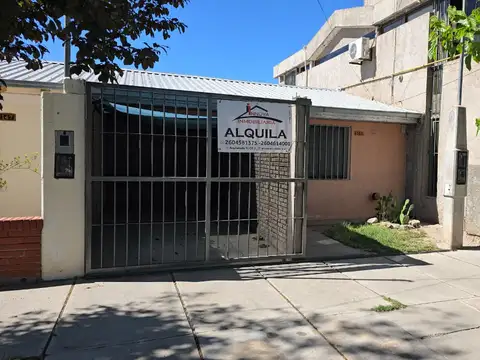 Casa en Alquiler de 3 dormitorios
