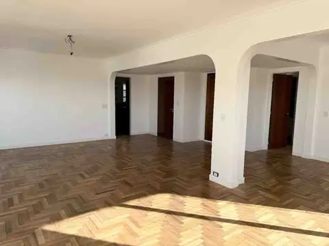 Departamento en Alquiler de 4 ambientes
