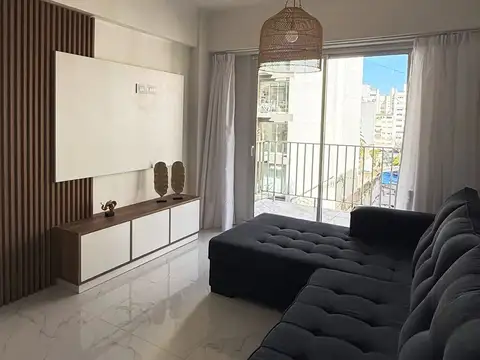 Santiago del Estero 2300, Piso 5