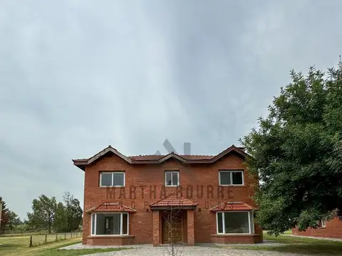 Casa  en Venta en Los Alcanfores, Pilar, G.B.A. Zona Norte